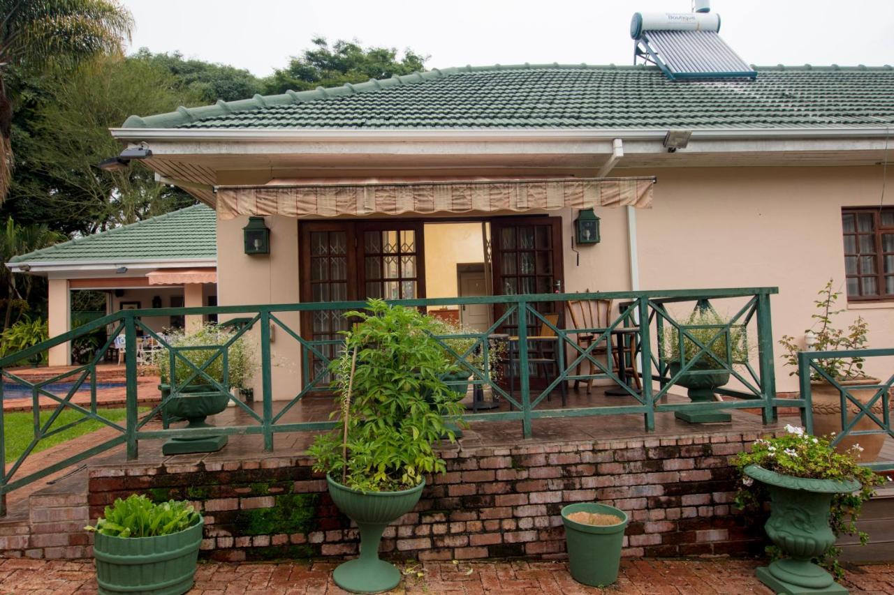 12 Fleetwood Bed & Breakfast Harare Dış mekan fotoğraf