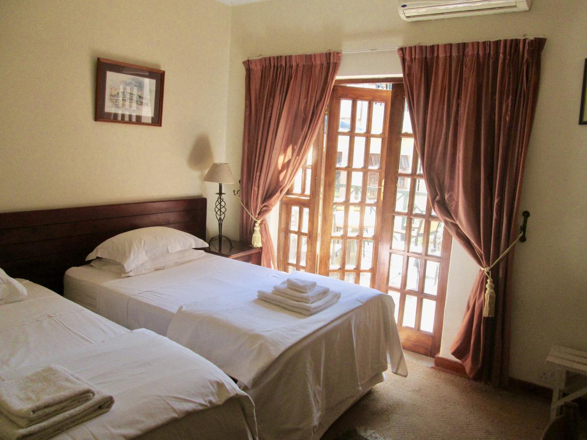 12 Fleetwood Bed & Breakfast Harare Dış mekan fotoğraf