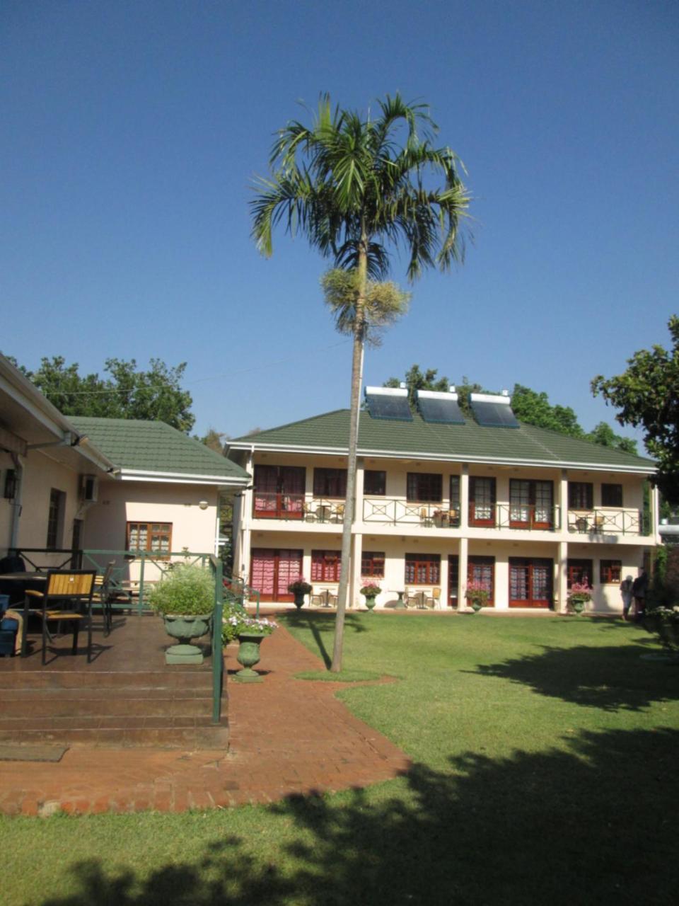 12 Fleetwood Bed & Breakfast Harare Dış mekan fotoğraf