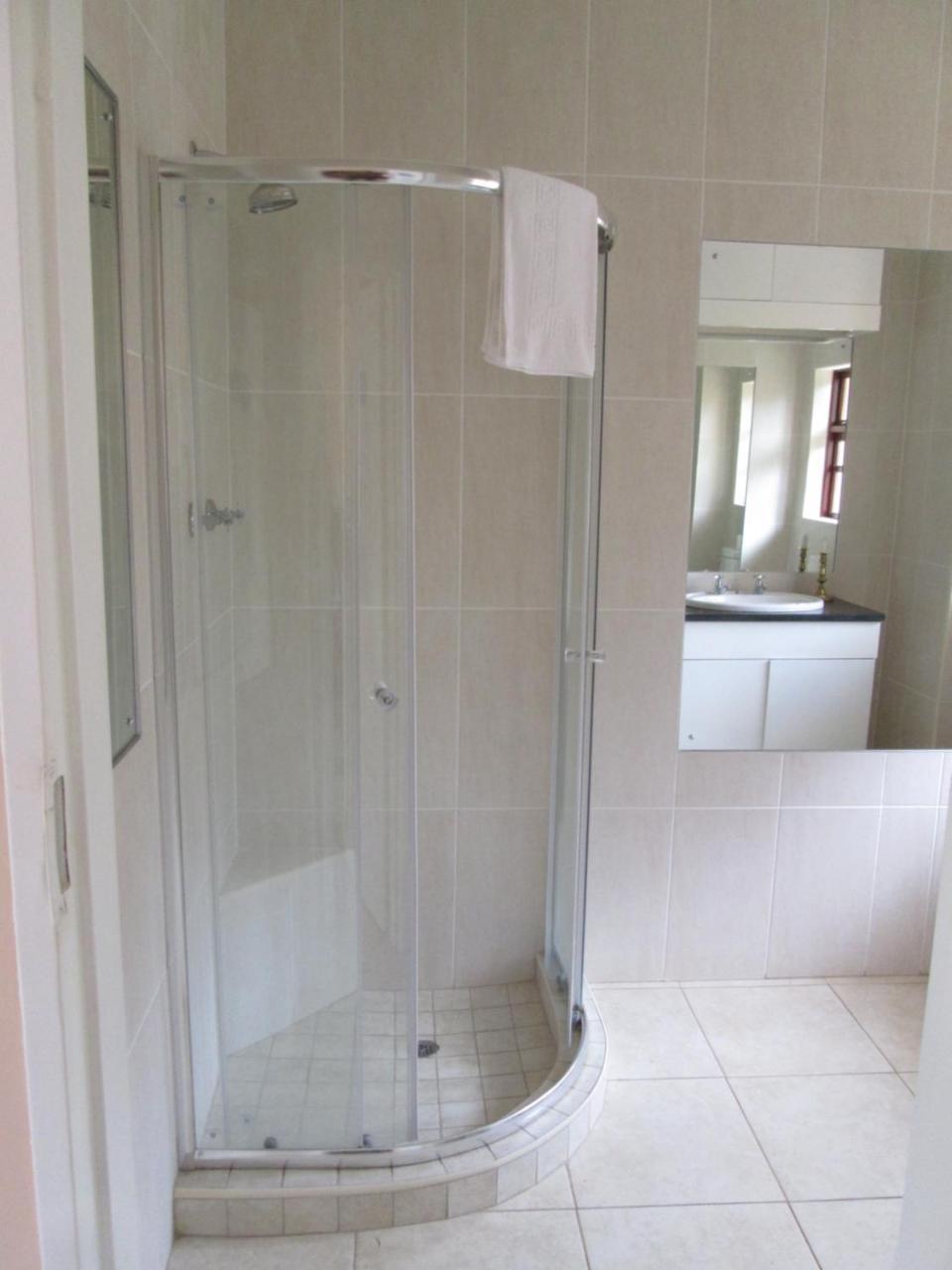 12 Fleetwood Bed & Breakfast Harare Dış mekan fotoğraf